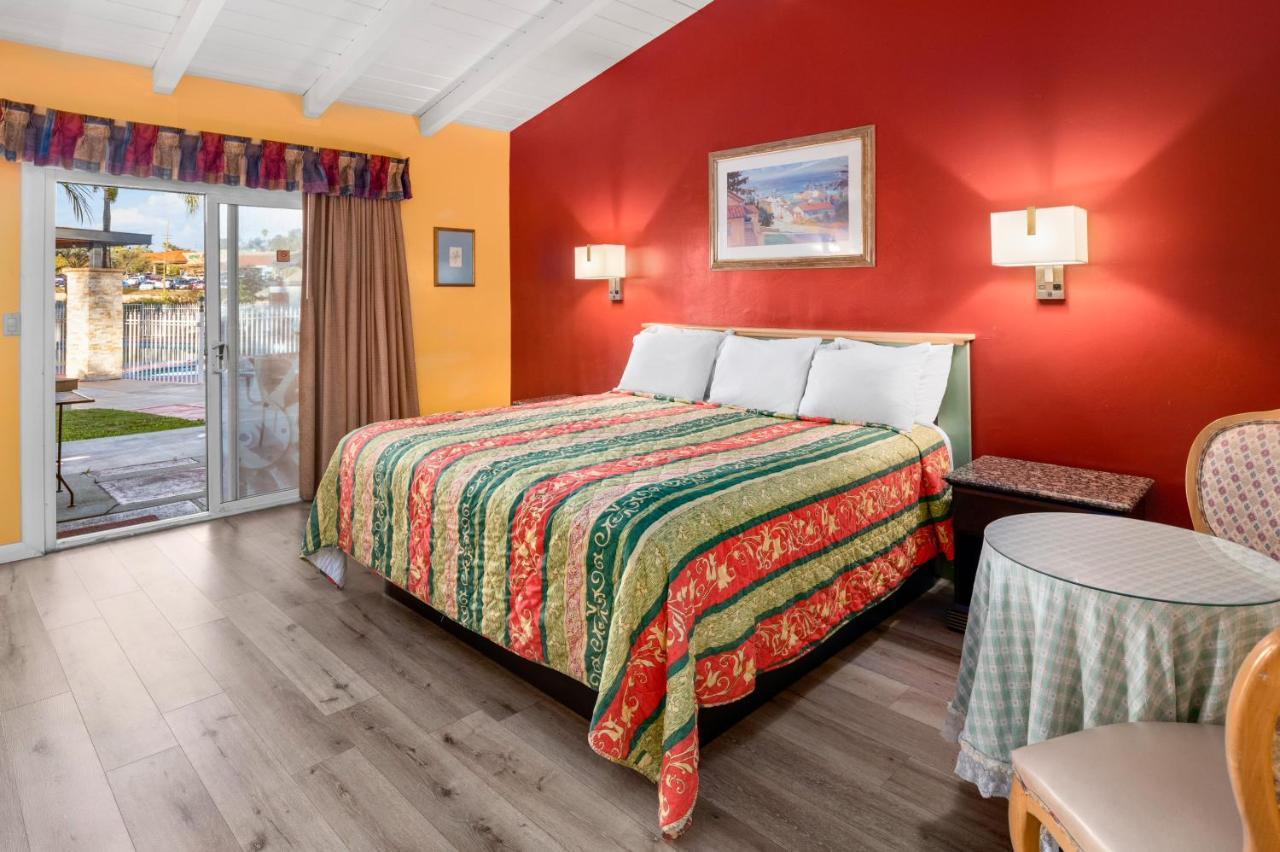 Fallbrook Country Inn Экстерьер фото