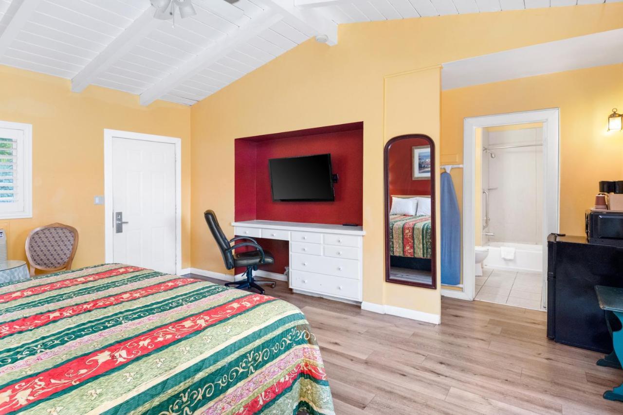 Fallbrook Country Inn Экстерьер фото