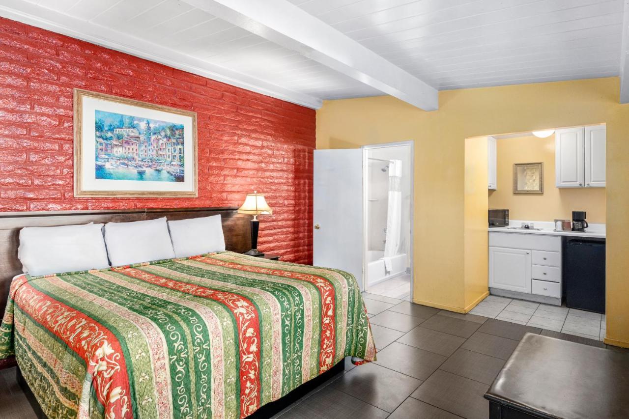 Fallbrook Country Inn Экстерьер фото