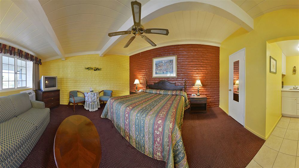 Fallbrook Country Inn Экстерьер фото
