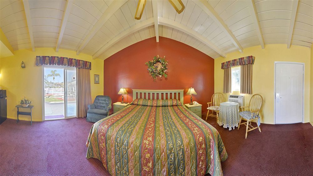 Fallbrook Country Inn Экстерьер фото