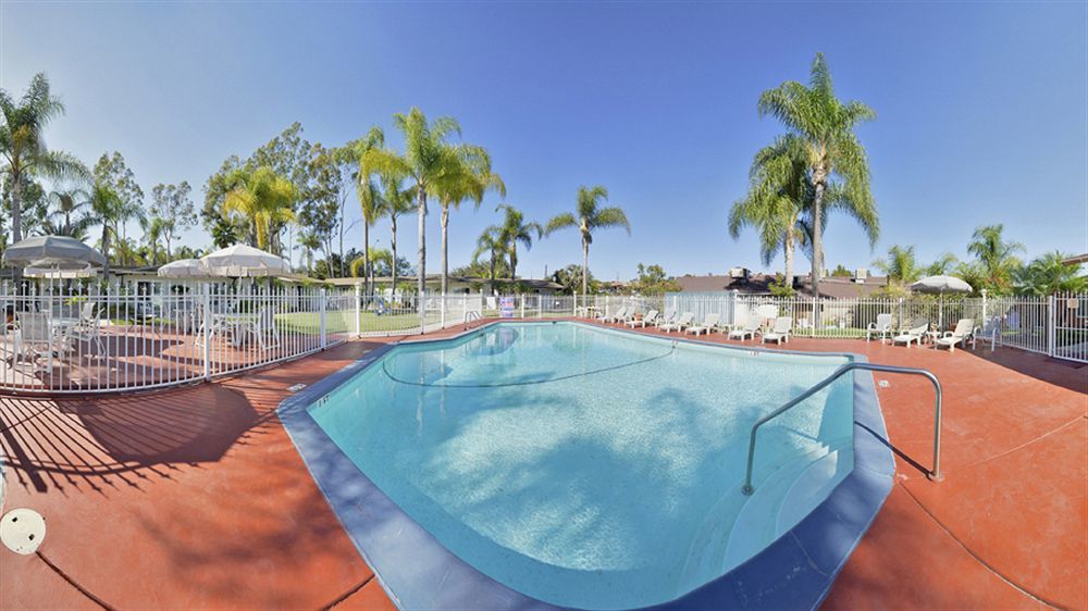Fallbrook Country Inn Экстерьер фото